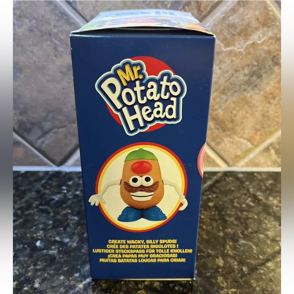 Hasbro Mr. Potato Head 11-Piece Set 2019 New In Box Factory Sealed Discontinued - Picture 2 of 5